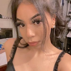 Meet your Posher, Veronica